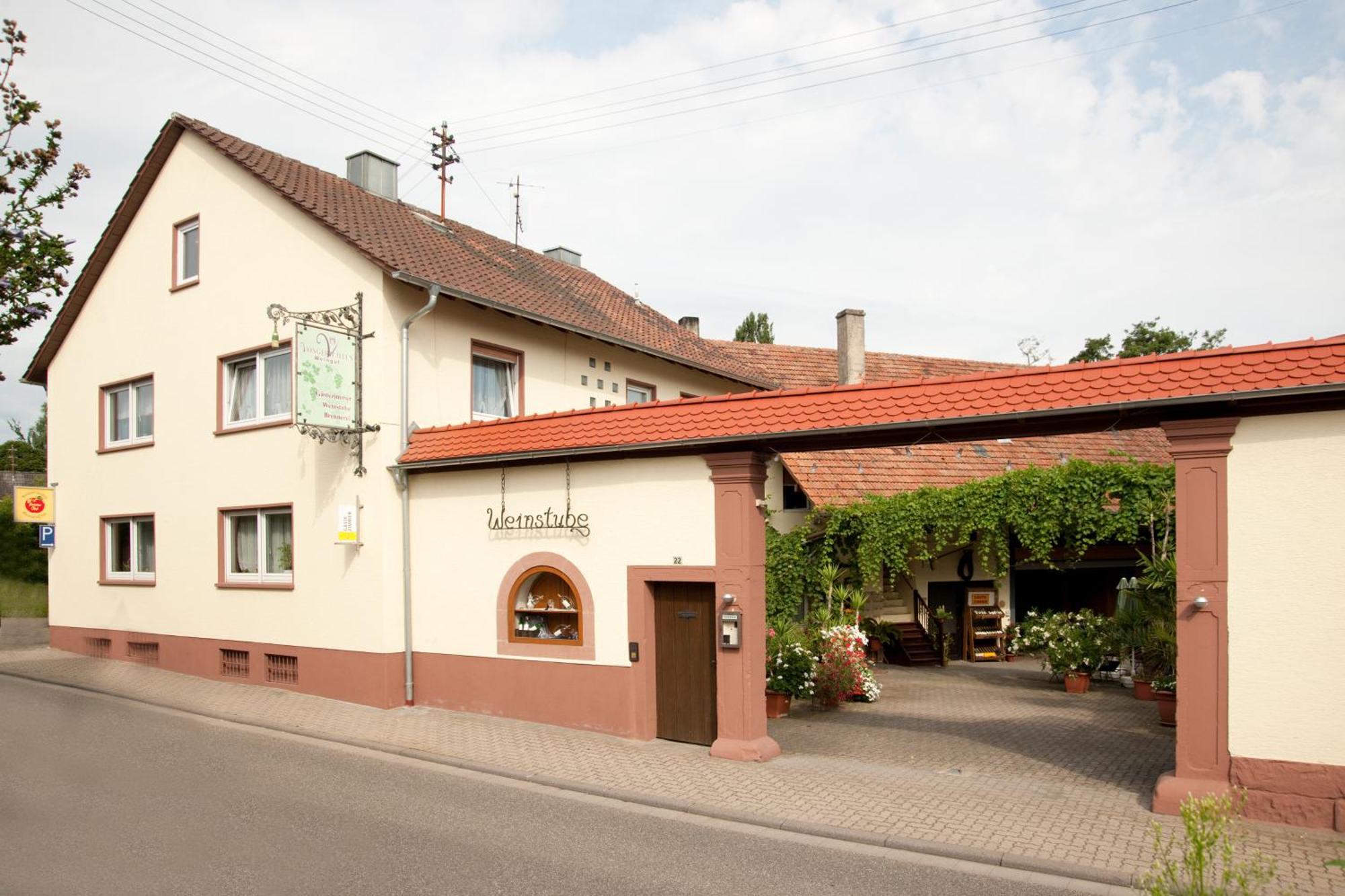 Weingut Und Gaestehaus Vongerichten Oberhausen  Exteriör bild